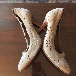 Dolce & Gabana Tan Suede Heels